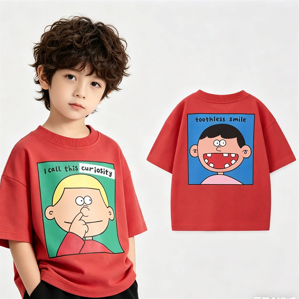 Camiseta bebé deportiva casual con estampado rojo y blanco
