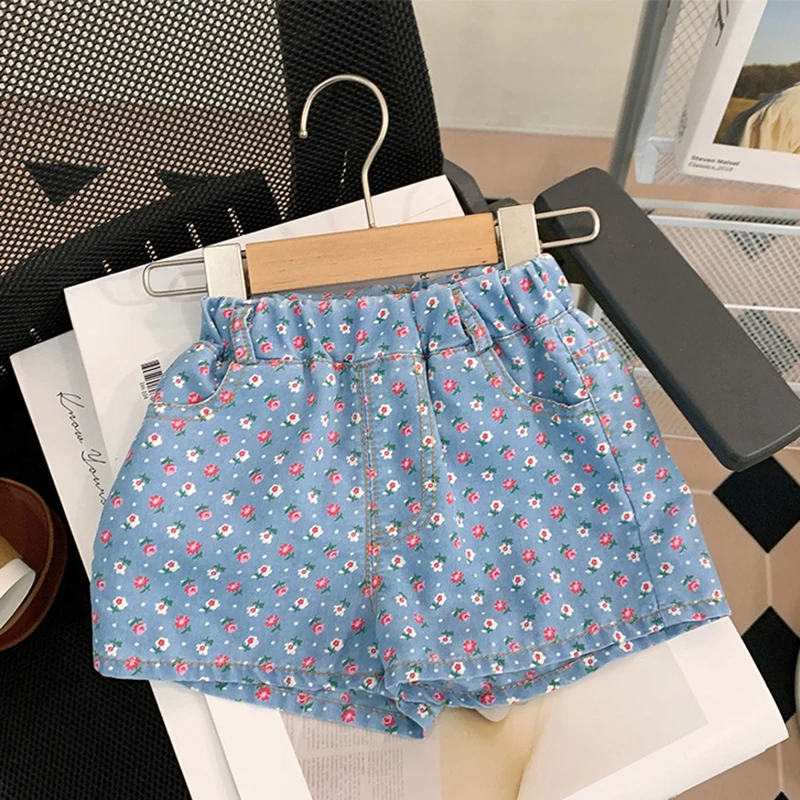 Pantalones cortos con cintura elástica ajustable
