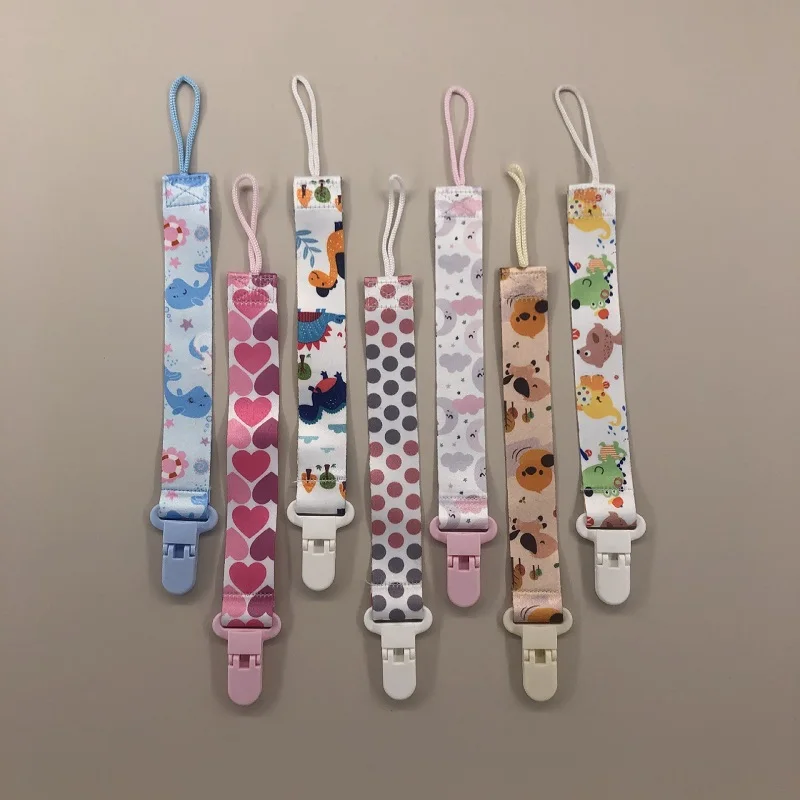 Clip para chupete anticaída con soporte y cadena de dibujos animados - imagen 2