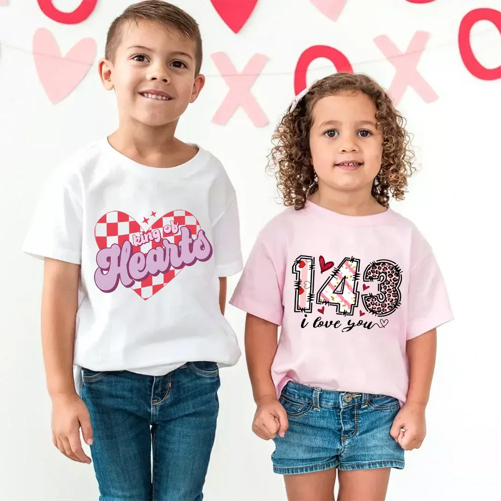 Camiseta San Valentín niños y niñas con estampado de corazón - imagen 5