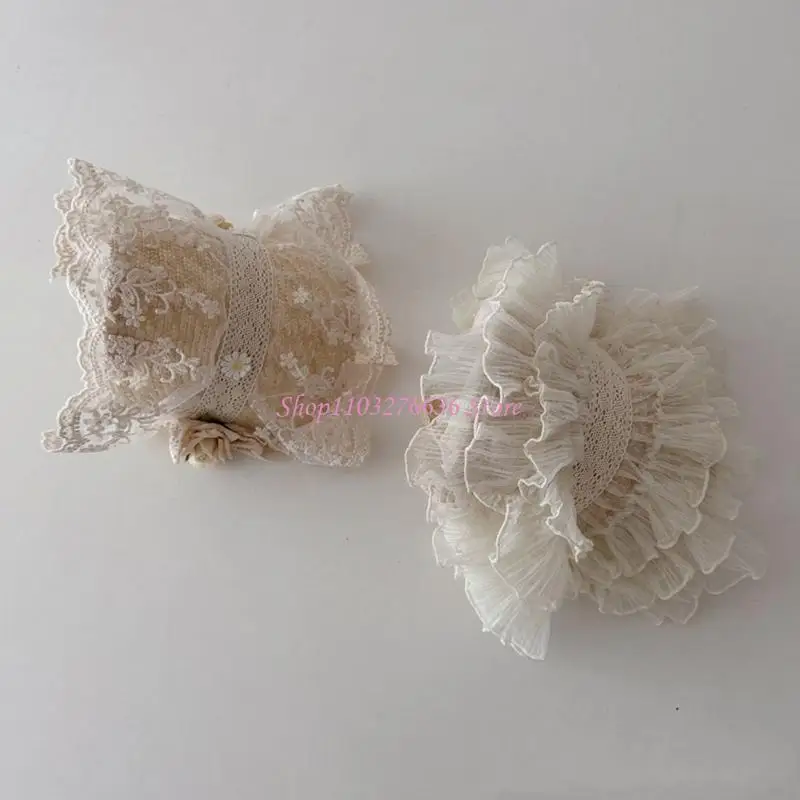 Gorro bonnet con detalle de flores y encaje