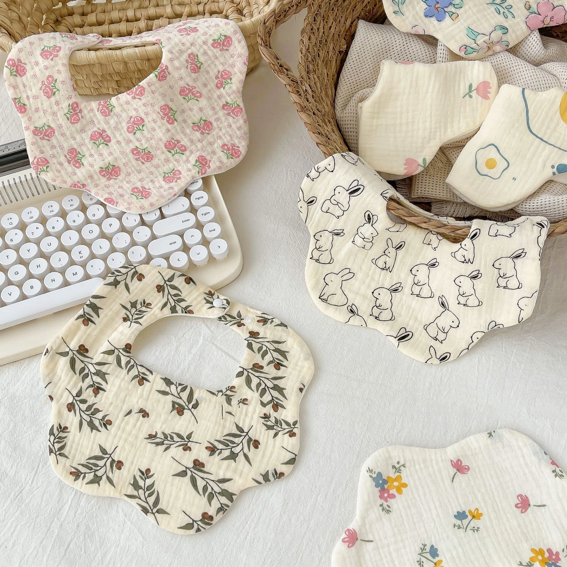Baberos de algodón absorbentes con estampado para bebé y recién nacido - imagen 4