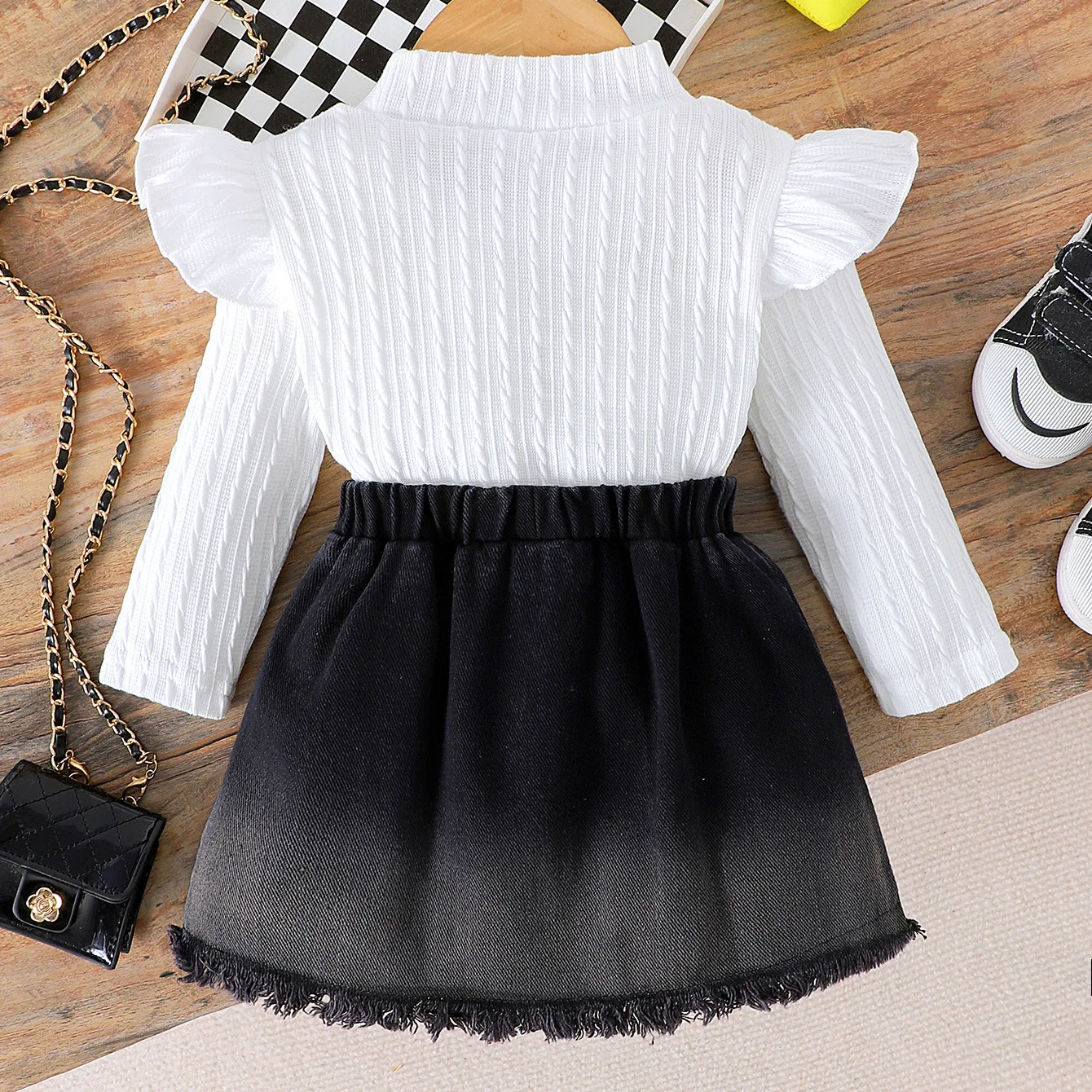 Conjunto de otoño para niña con top de manga larga y falda vaquera - imagen 3