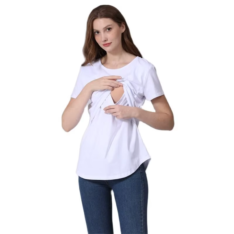 Abertura de lactancia discreta en la camiseta