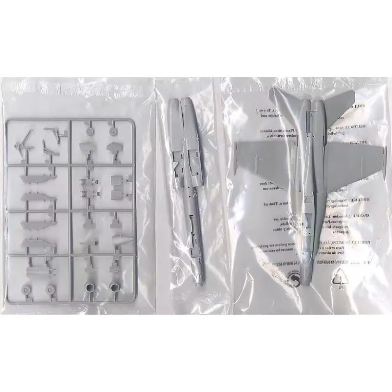 Modelo de avión de plástico F/A-18D Hornet Trumpeter para montar - imagen 5