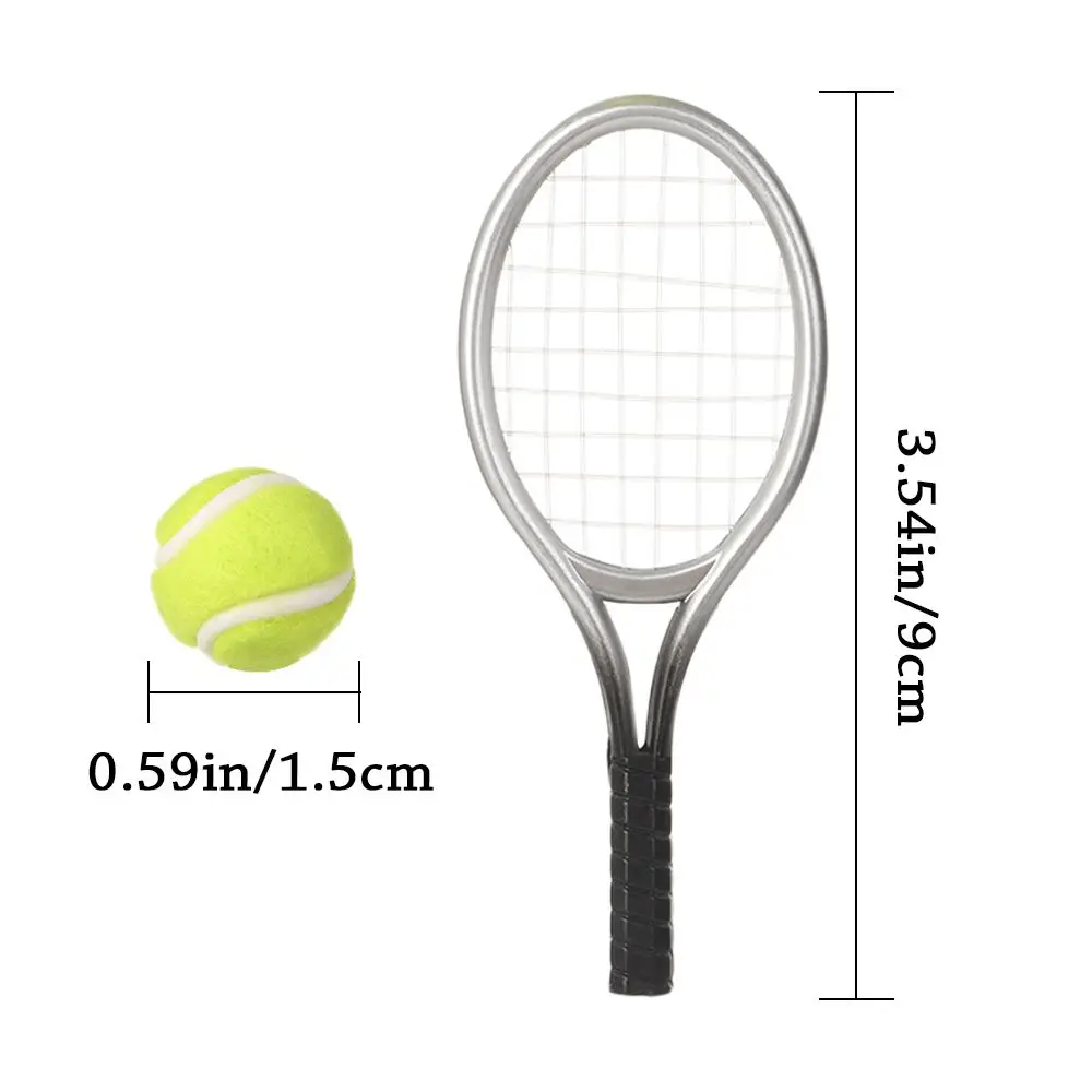 Raqueta de tenis mini con pelota para casa de muñecas