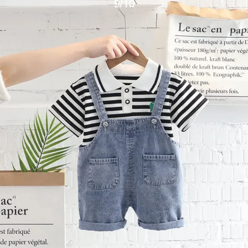 Conjunto ropa de verano para bebés: camiseta de manga corta y mono - imagen 4