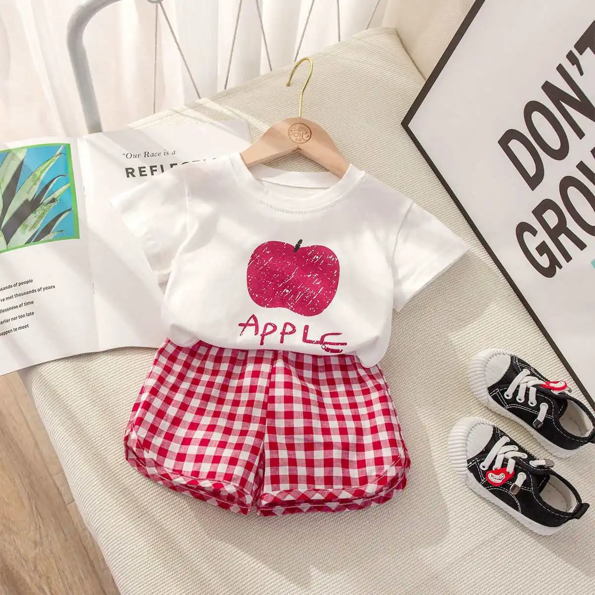 Pijama de algodón sin mangas para bebé – dibujos animados suave y transpirable