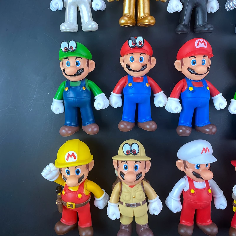Muñeca coleccionable Luigi Super Mario Bros estilo anime - imagen 5