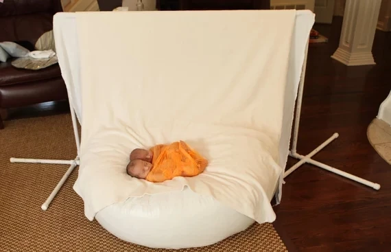Puff posador reclinable para bebés – para estudio fotográfico