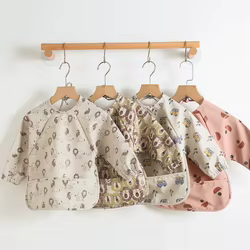 Baberos impermeables tipo bandana con manga larga antigrasa
