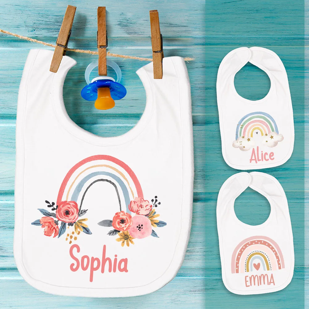 Baberos personalizados Newbeon con nombre y arcoíris para bebé
