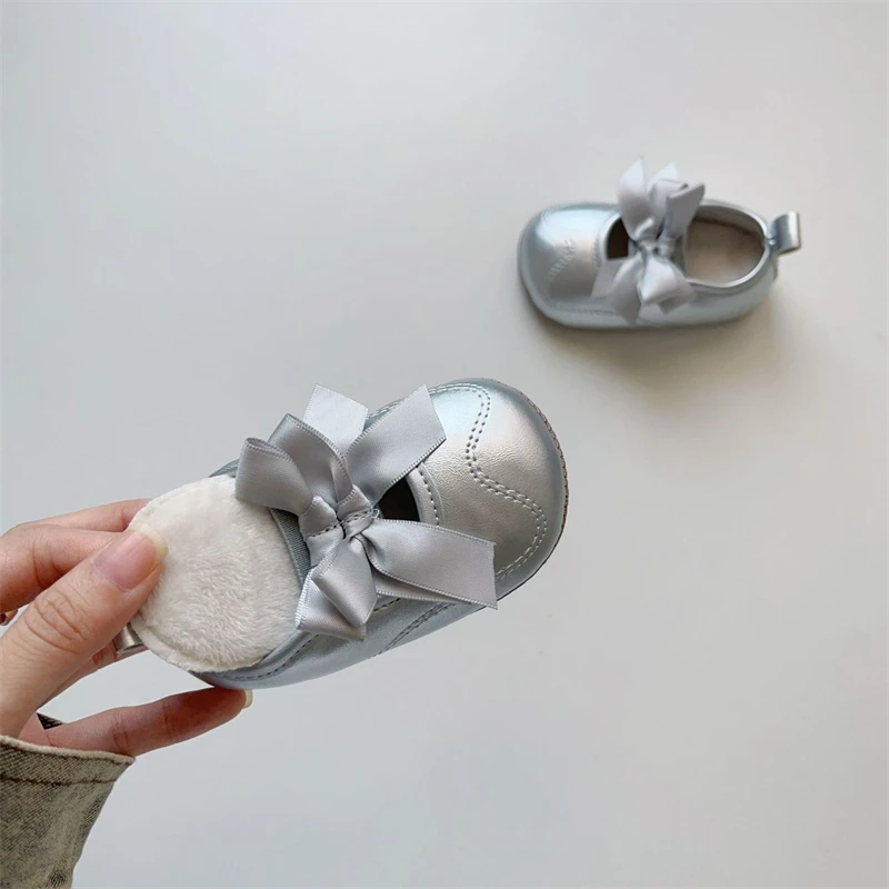 Zapatos primeros pasos antideslizantes princesa con lazo de felpa - imagen 2