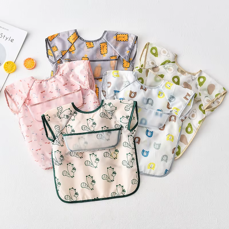 Babero bandana impermeable para bebé – Ideal para alimentación