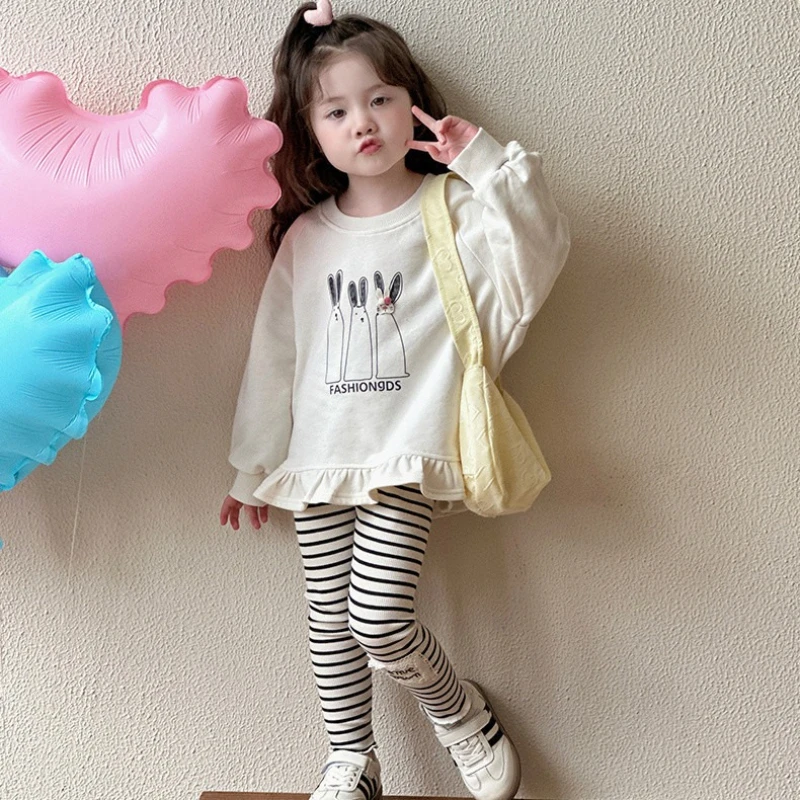 Conjunto de niña de sudadera con capucha y pantalón – estilo coreano - imagen 3