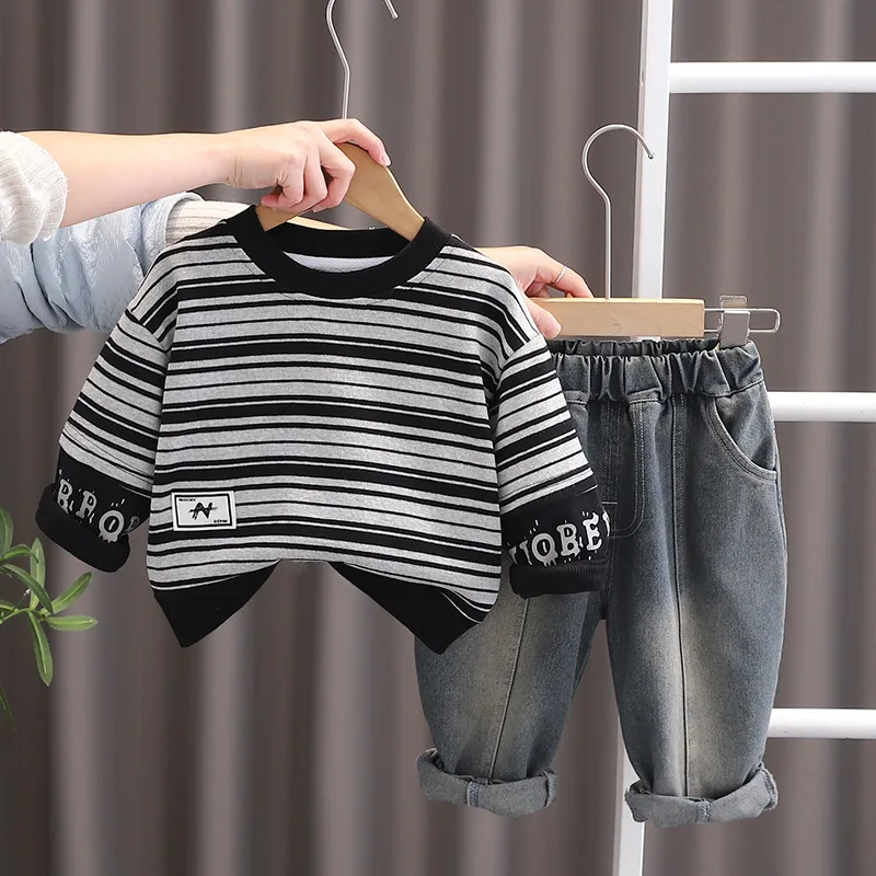 Conjunto de bebé niña de primavera y otoño con camiseta a rayas