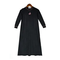 Pijama familiar manga larga modal negro y azul marino bordado