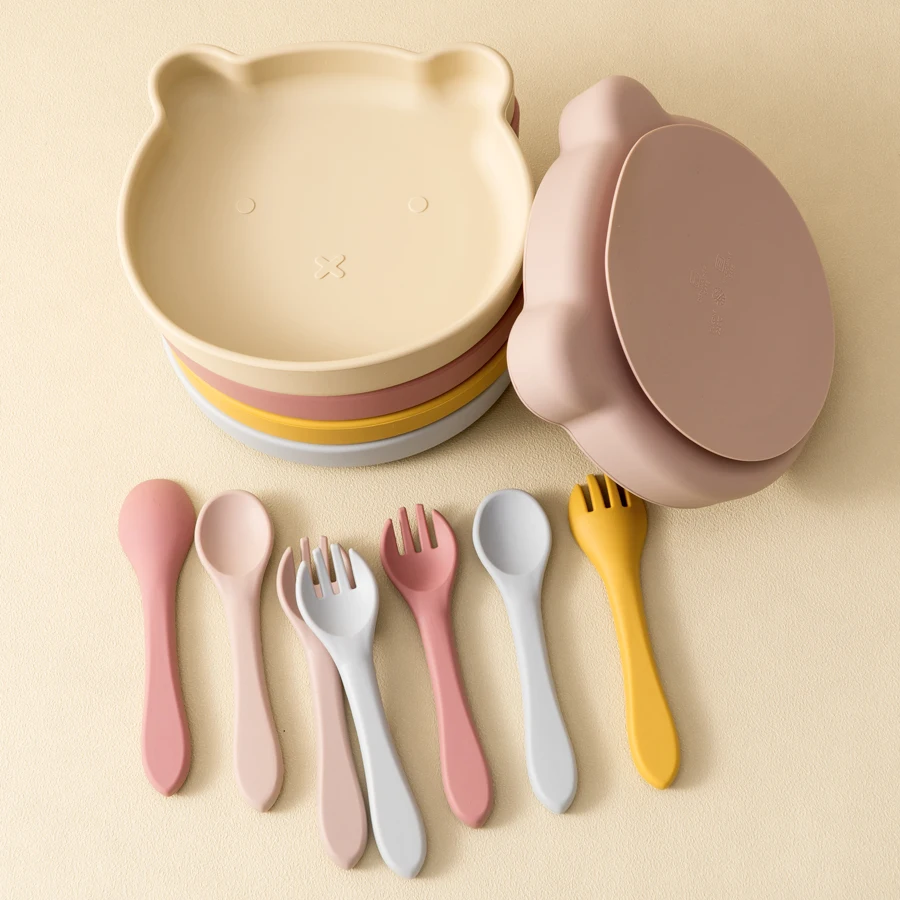 Cuchara y tenedor de silicona para bebé