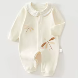 Mono infantil de algodón manga larga con cuello Peter Pan y estampado