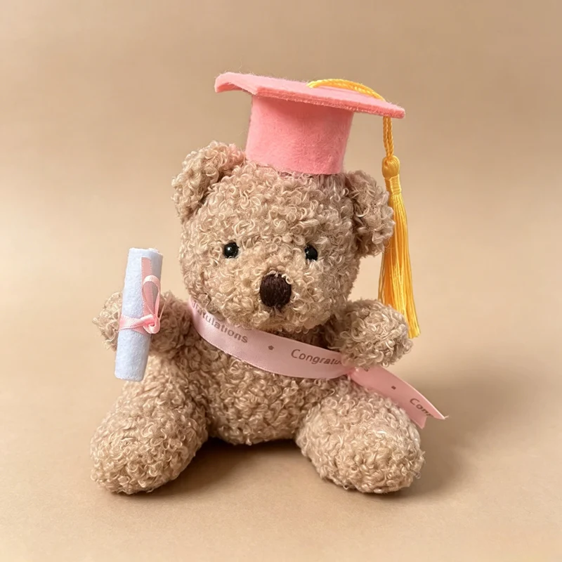 Detalle del peluche pequeño con acabado suave