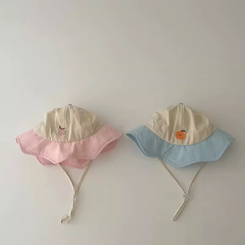 Gorro reversible de verano para niño – Estilo coreano con estampado de frutas - imagen 2