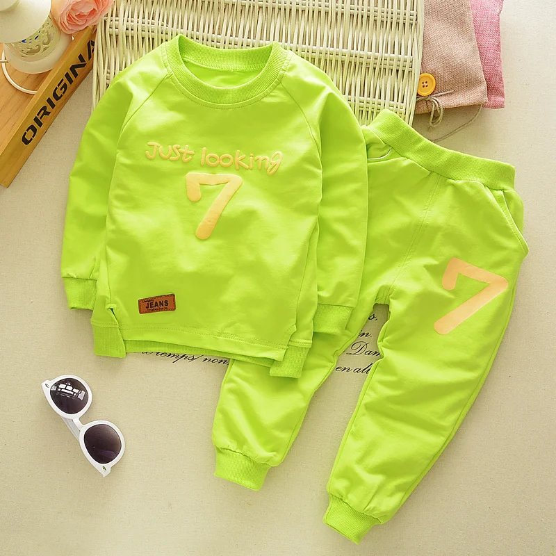 Conjunto chándal infantil otoño – Camiseta y pants de punto - imagen 2