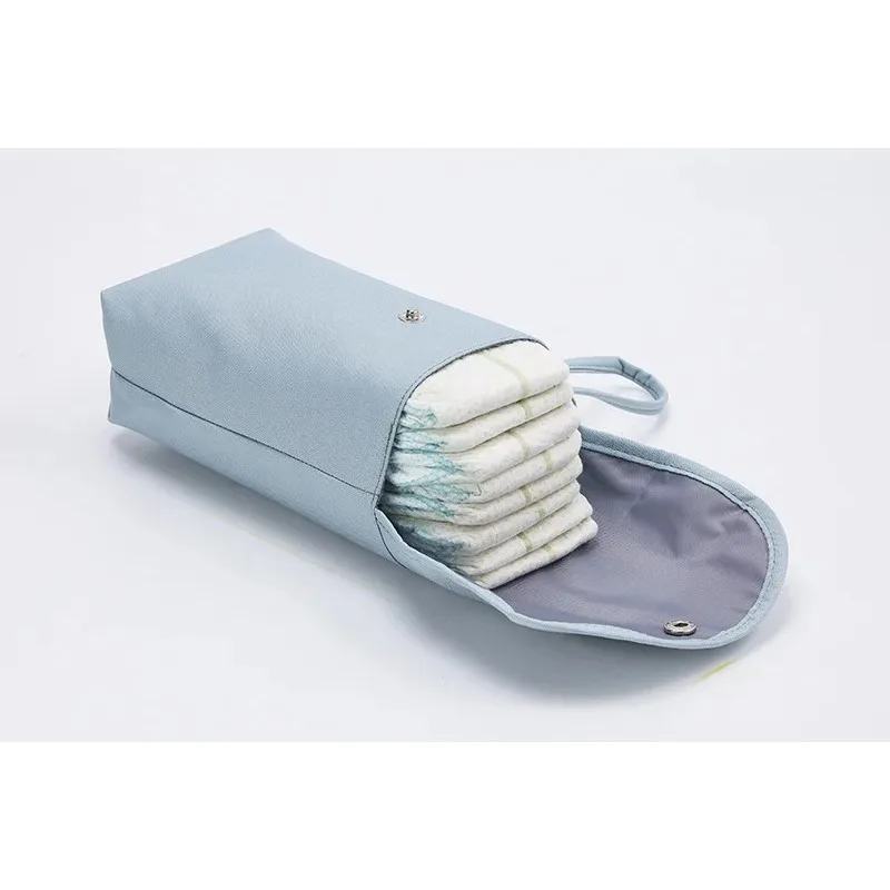 Bolsa de pañales impermeable para bebé con compartimento seco y húmedo - imagen 3