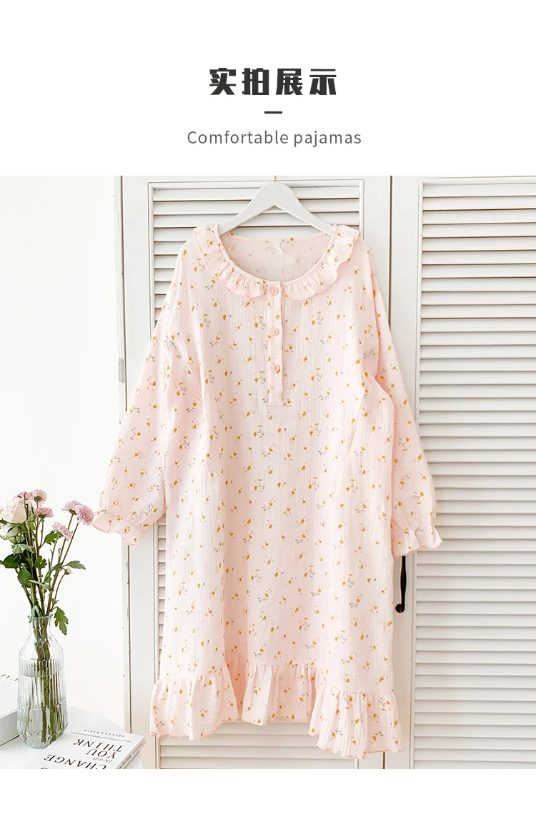 Vestido en uso como ropa de hogar