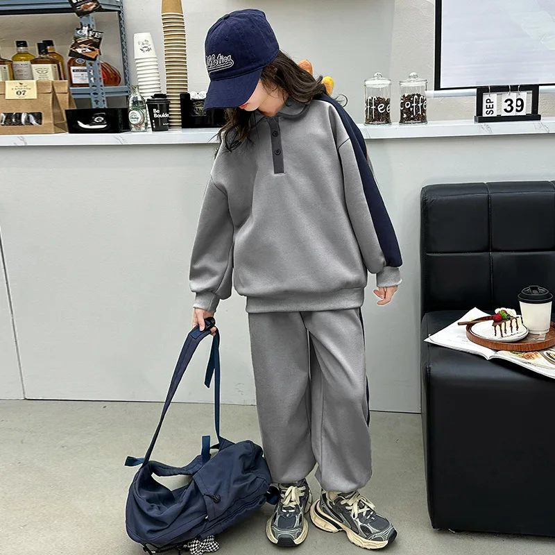 Conjunto de sudadera niña dos piezas otoño cálido y cómodo