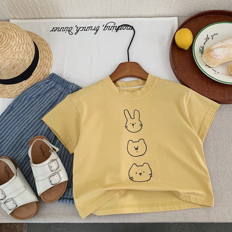 Vista de la camiseta infantil
