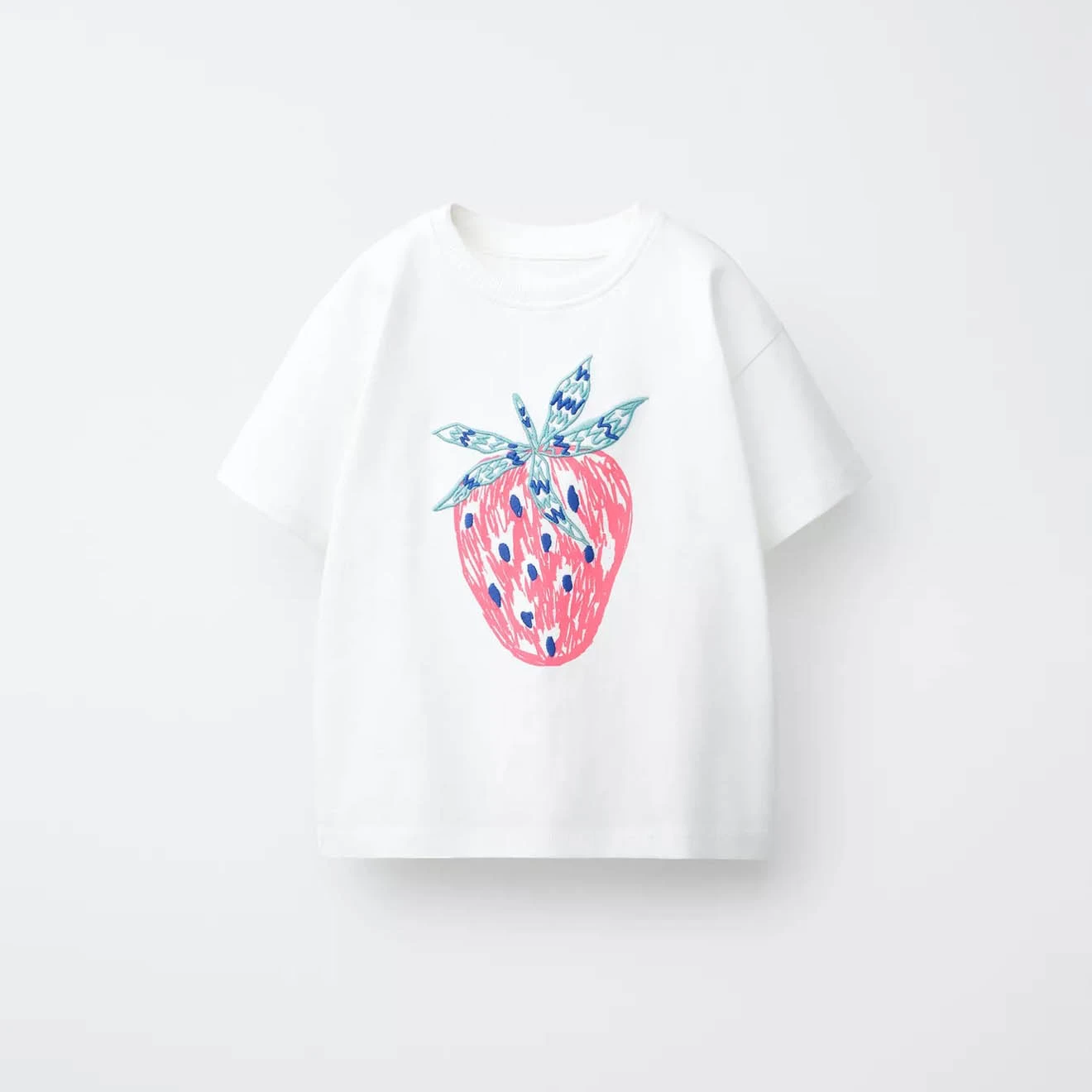 Camiseta de niña fresa en algodón manga corta y cuello redondo - imagen 5