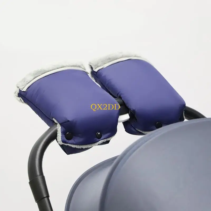 Guantes ajustados al mango del cochecito