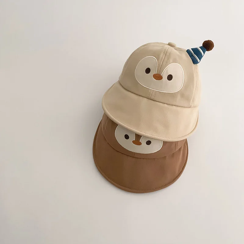 Diseño de gorra de pato para bebé
