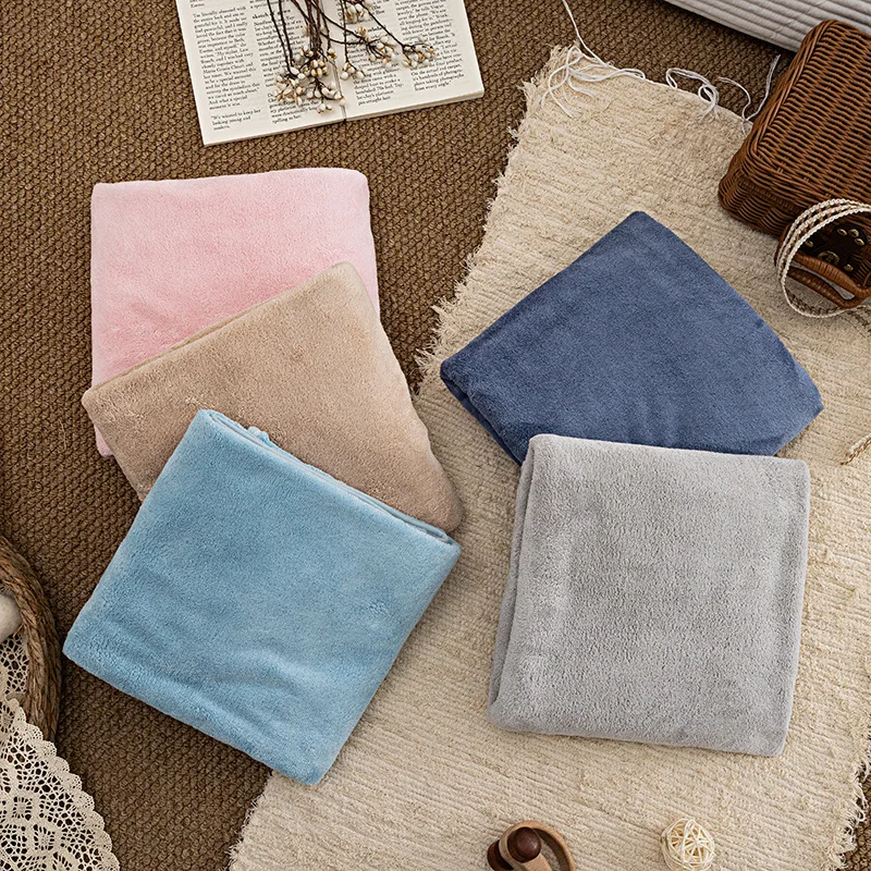 Toalla de baño con capucha para bebé – Poncho de coral suave y absorbente - imagen 4