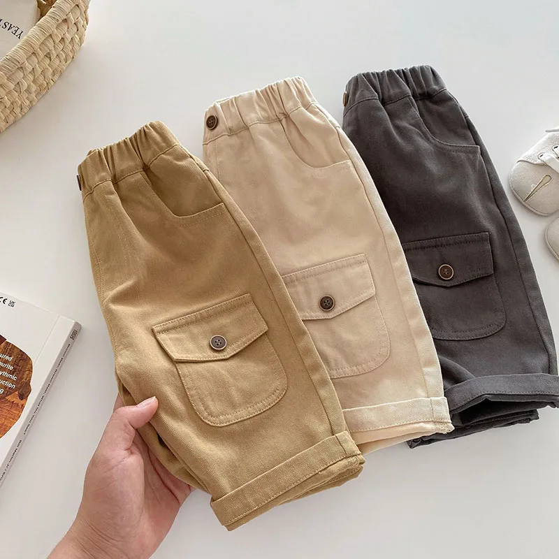 Pantalones de algodón para niños: cómodos, casuales y uso diario