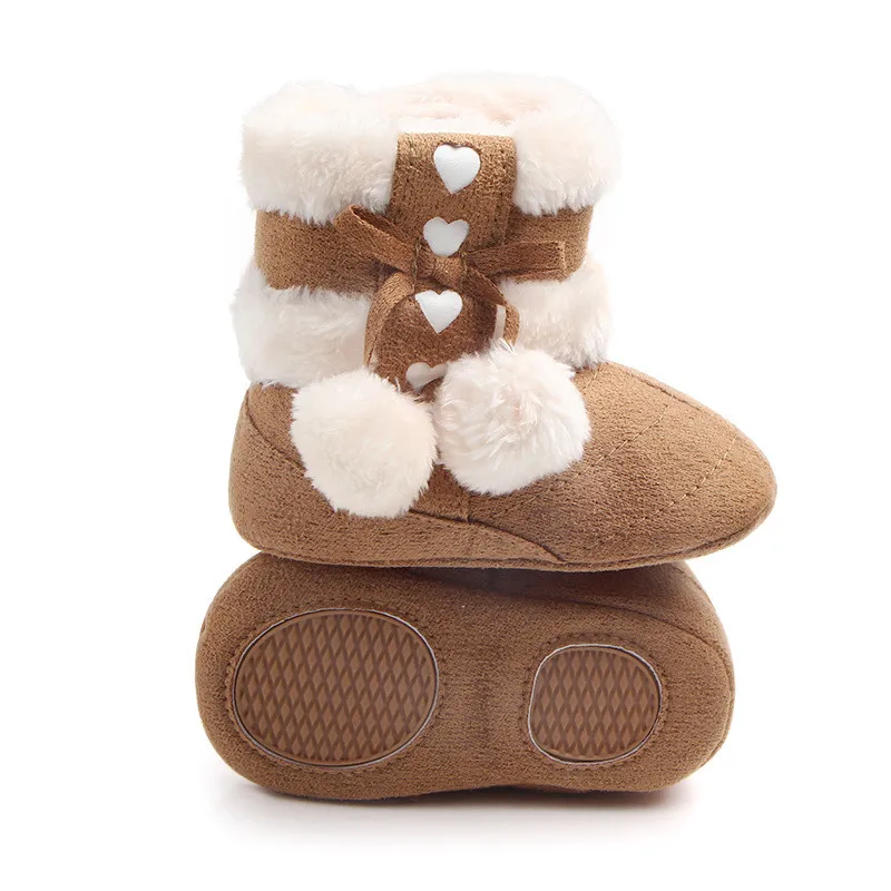 Botas de bebé peluche corazón, antideslizantes para primeros pasos - imagen 4