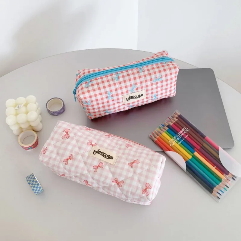 Estuche escolar acolumado con estampado de cuadros – Vuelta al Cole - imagen 5