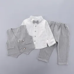 Conjunto de bebé primavera y otoño con chaleco, camisa y pantalón