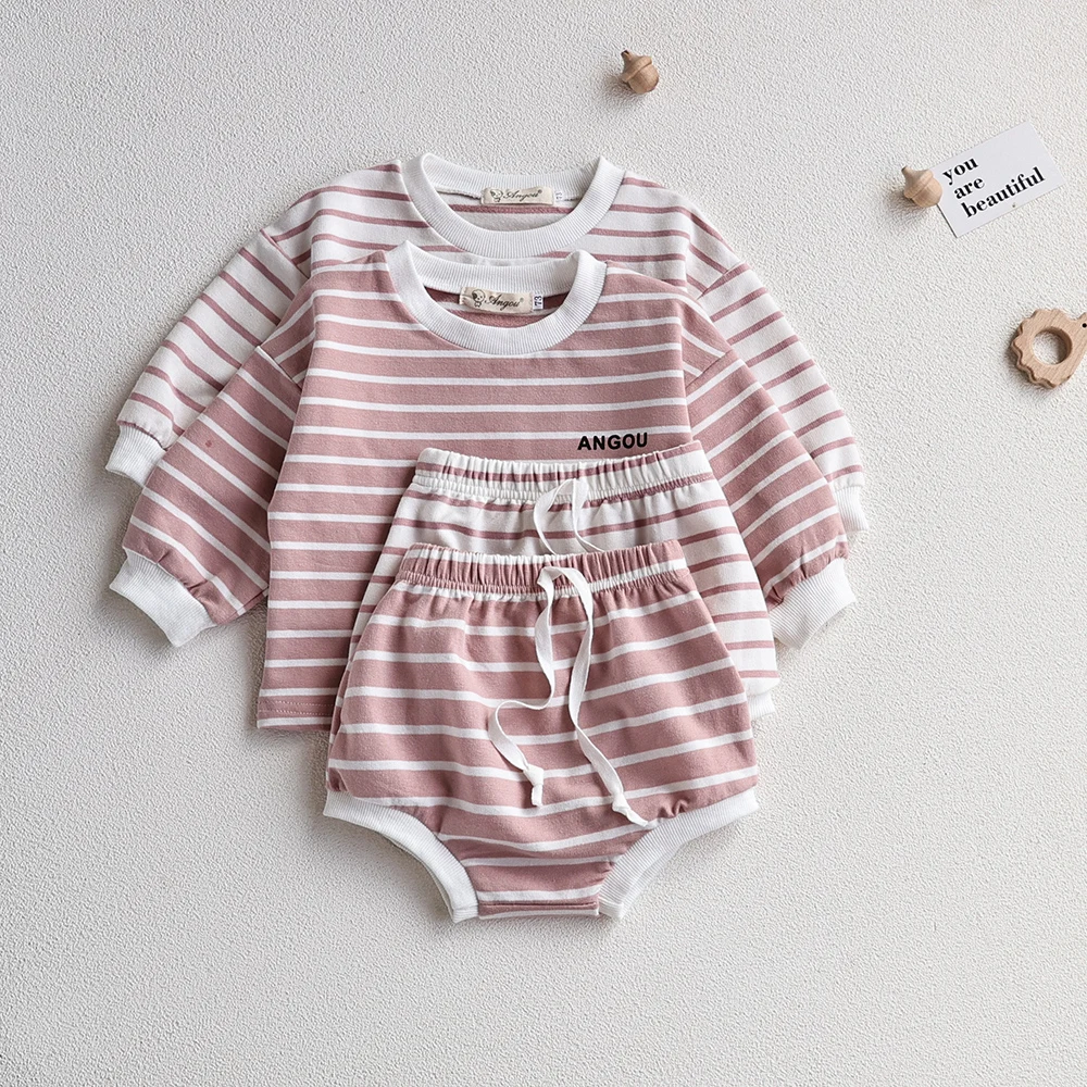 Conjunto sudadera con capucha y pants para bebé niña Milangel