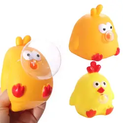 Juguete de apretar elástico con pollo para bebés