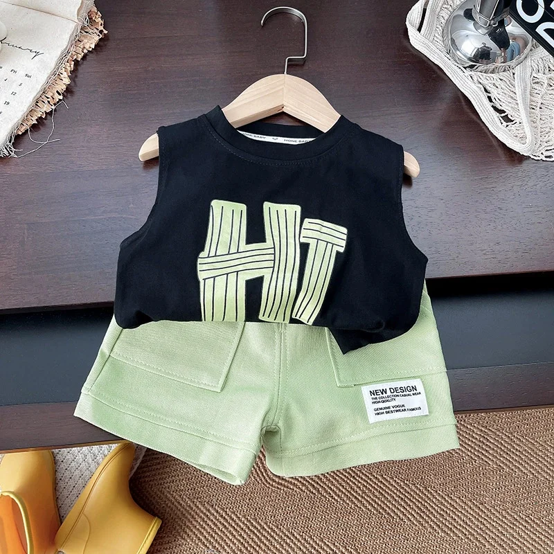 Conjunto de verano bebé: chaleco y pantalón corto cómodo