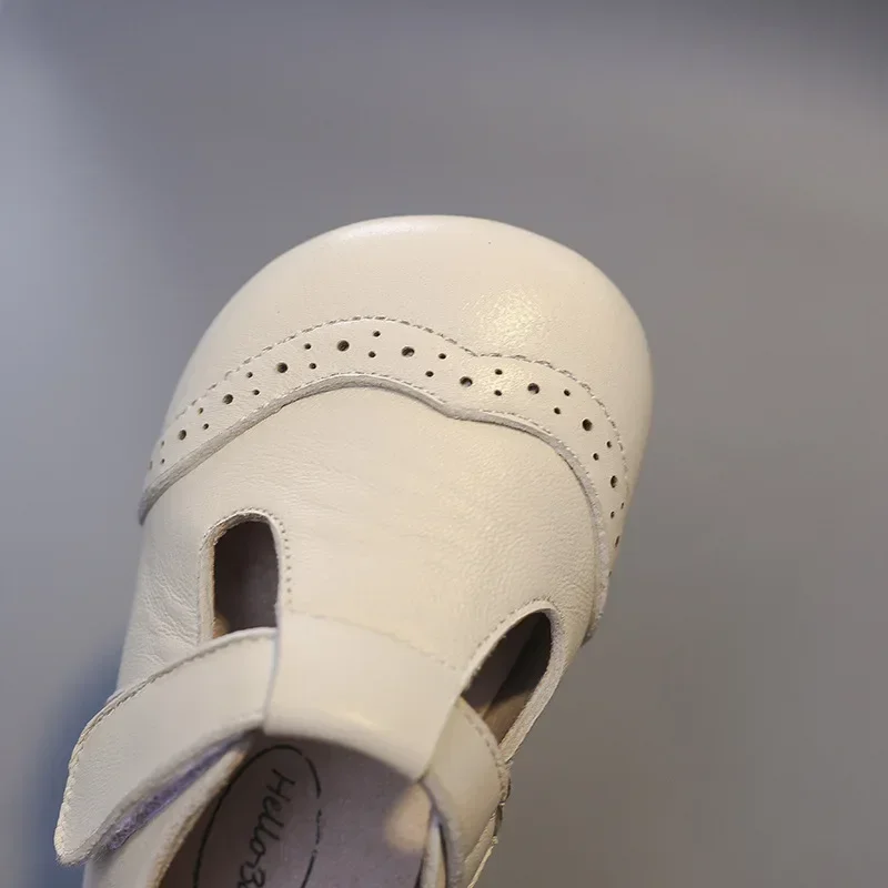 Zapatos de piel para niña – Estilo retro princessa para primavera - imagen 5