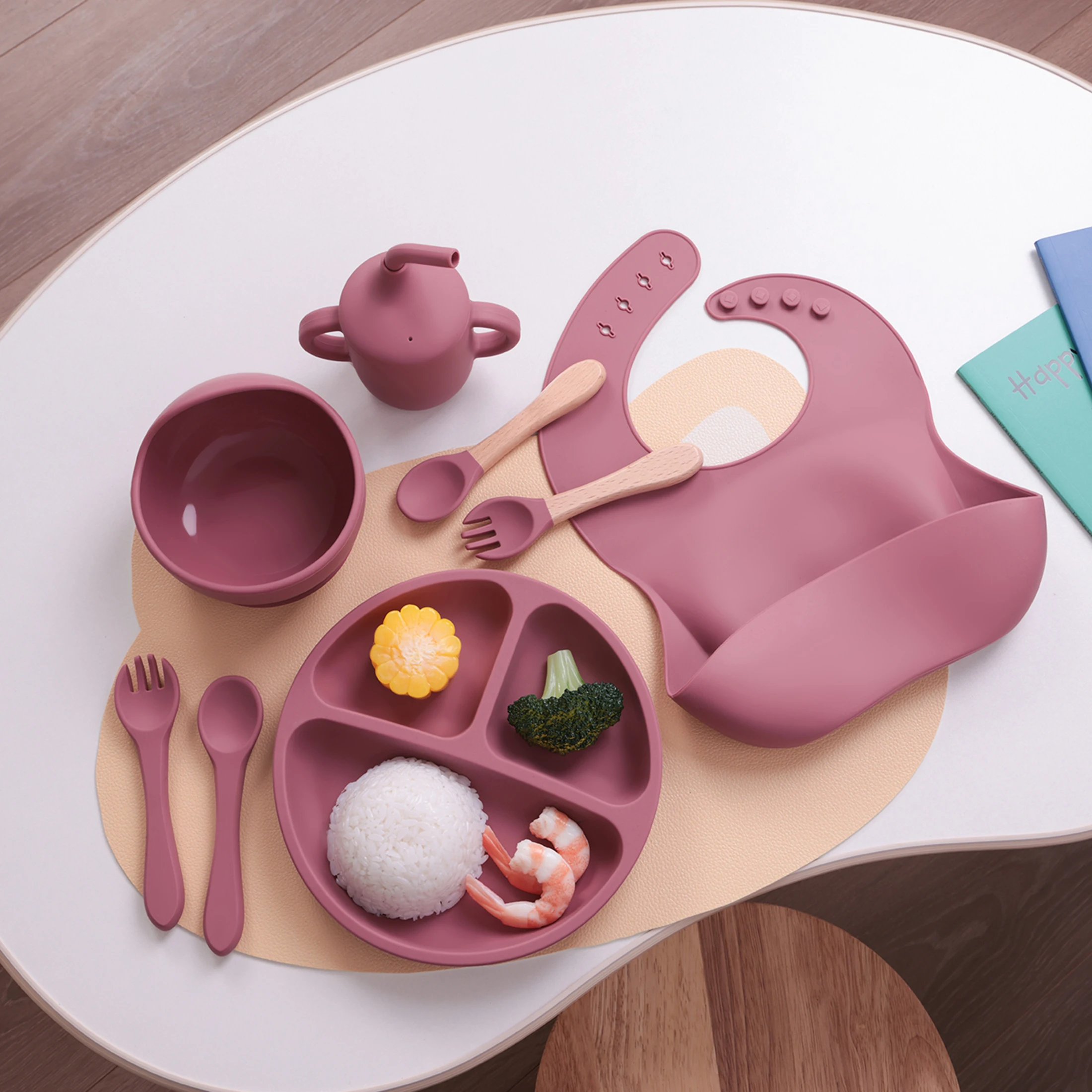 Juego de alimentación de silicona para bebé con ventosa y babero - imagen 5