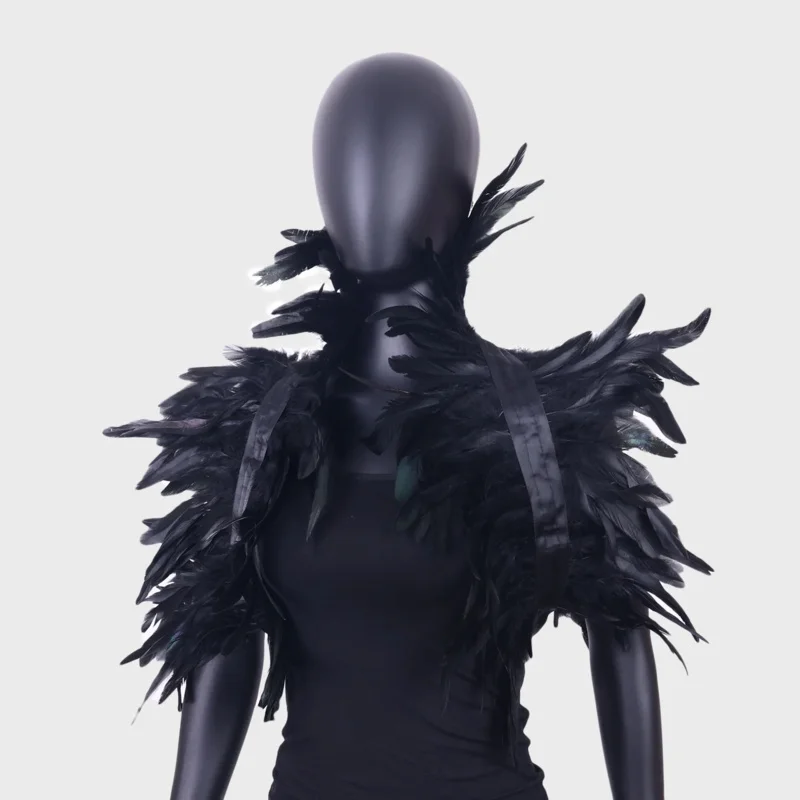 Capa de plumas gótica para Halloween y eventos especiales - imagen 3