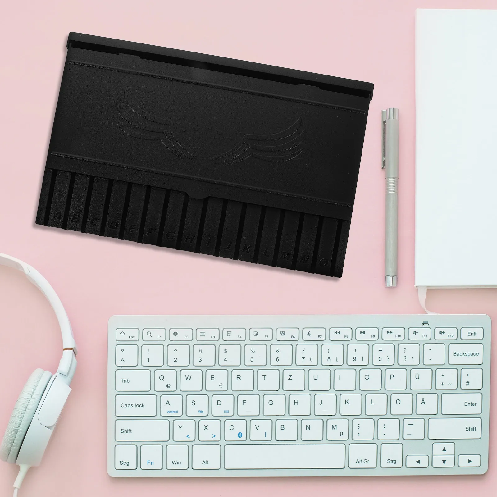 Organizador de escritorio compacto negro para piezas y letras - imagen 4
