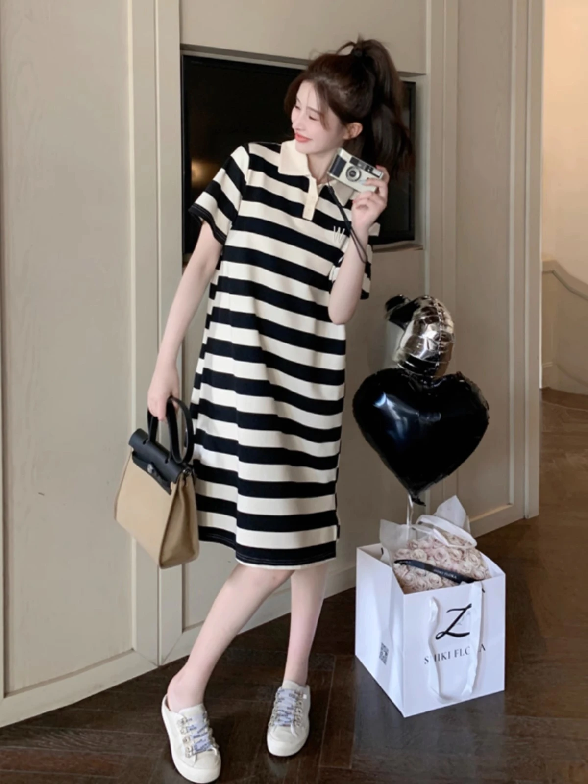 Vestido de punto maternity estilo preppy con cuello vuelto de rayas - imagen 4