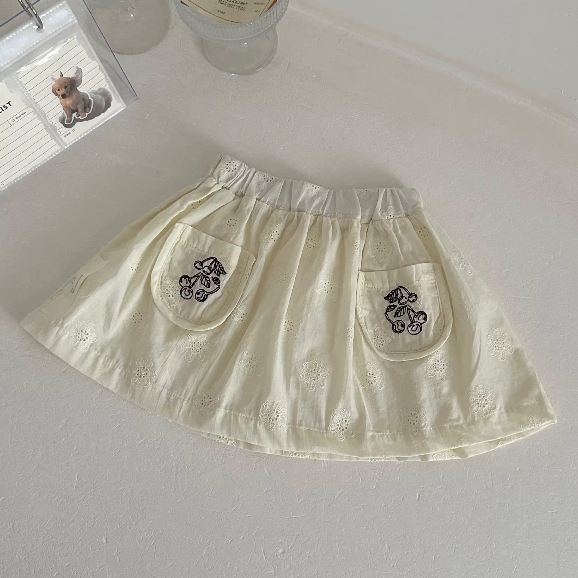 Conjunto bebé niña dos piezas con falda, chaleco bordado y camiseta - imagen 5
