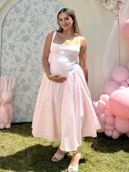 Vestido de maternidad de cuadros vichy sin mangas para sesión de fotos