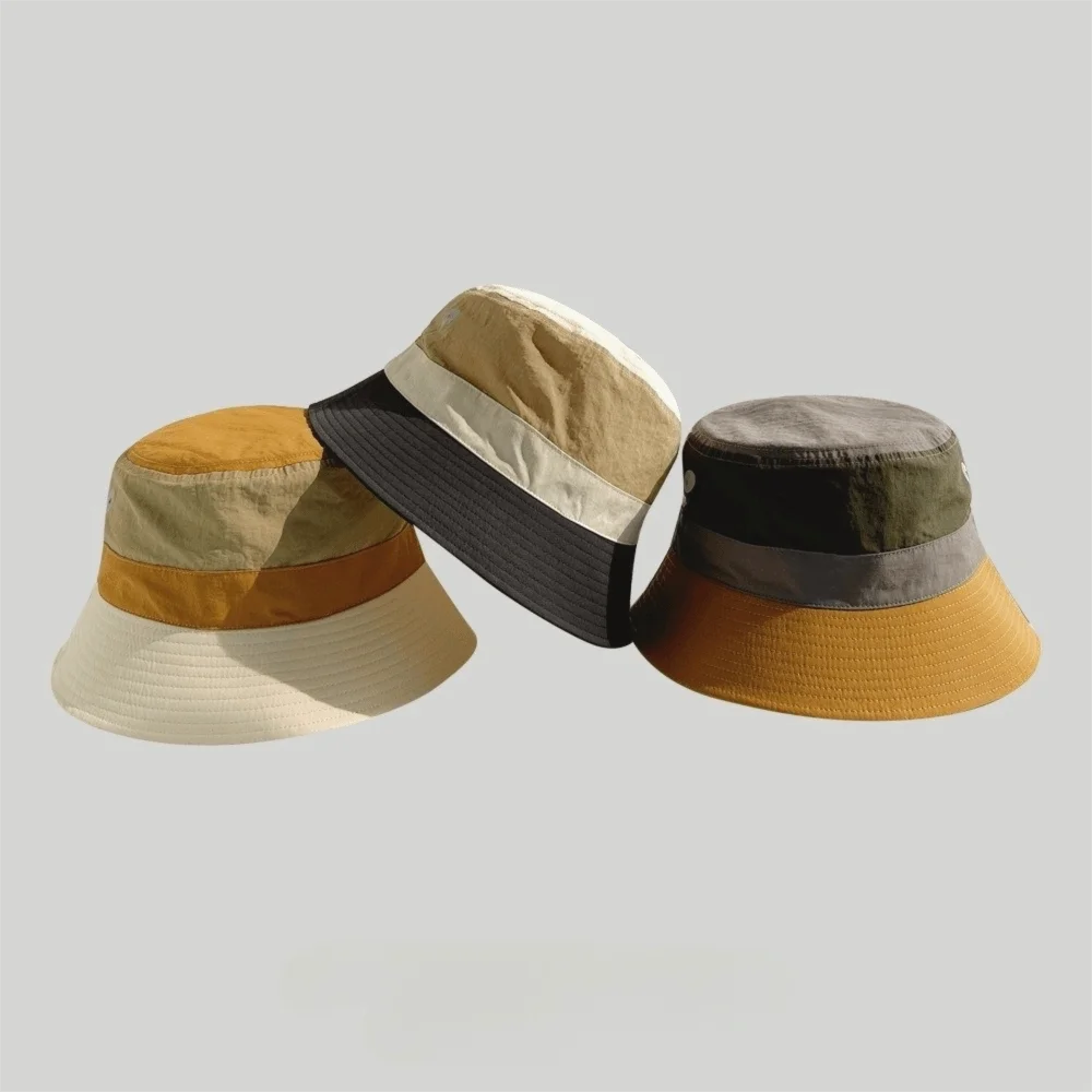 Sombrero de pescador en tonos neutros