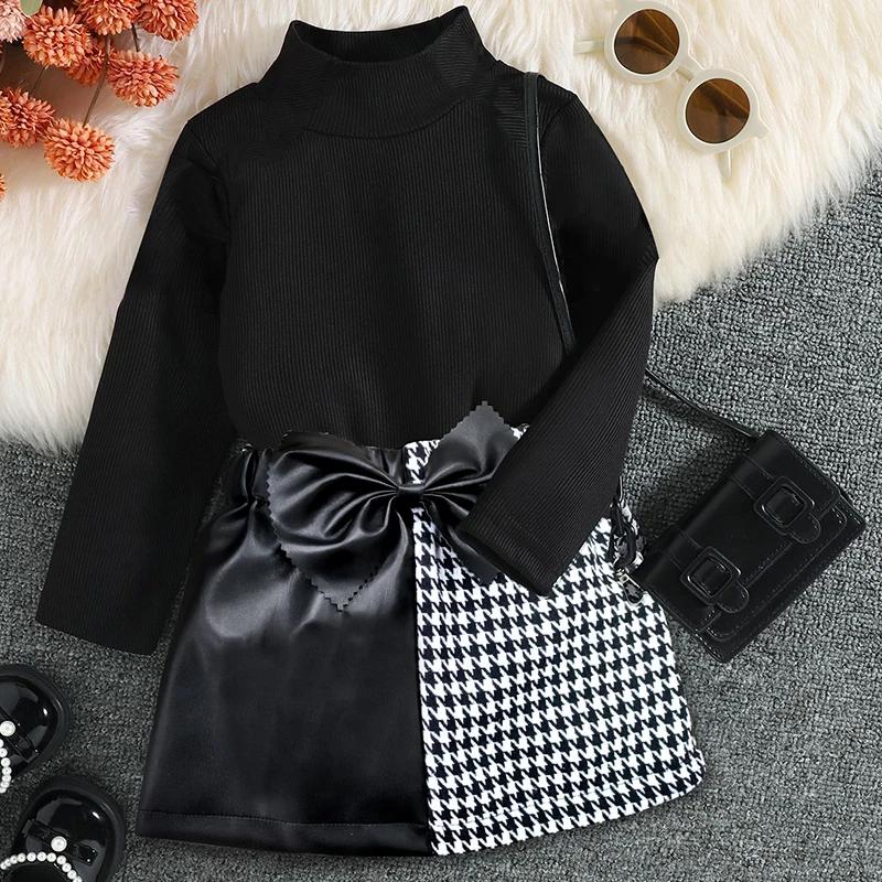 Conjunto otoño niña: falda a cuadros y blusa de algodón